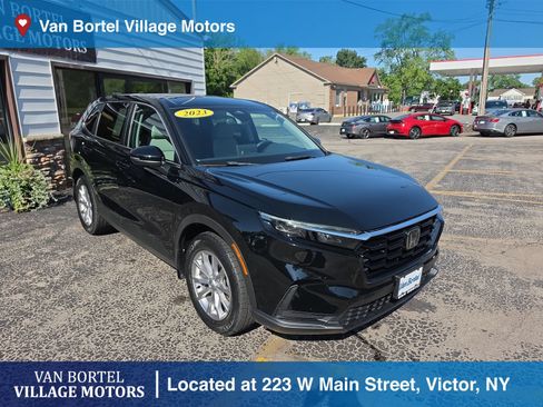 Used 2023 Honda CR-V EX image 3