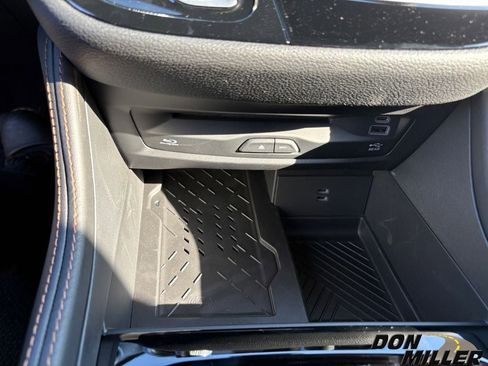 New 2026 Chrysler Pacifica Pinnacle w/ Trailer Tow Group image 22