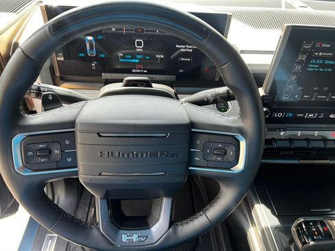 Used 2024 GMC Hummer EV 3X w/ Omega Edition AWD/4WD image 34