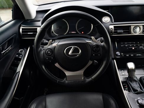 Used 2014 Lexus IS 250 image 11