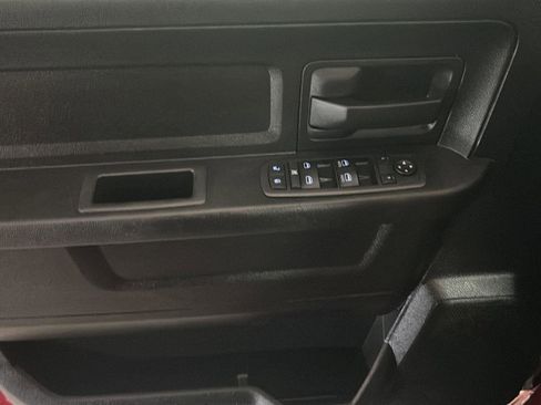 Used 2013 RAM 1500 Express AWD/4WD image 9