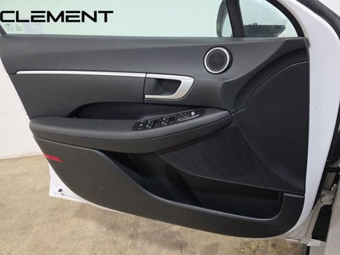 Used 2025 Hyundai Sonata SE image 26