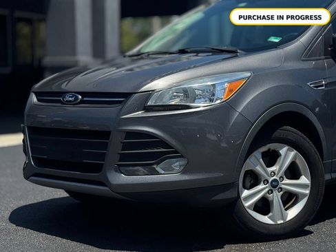 Used 2014 Ford Escape SE FWD image 2