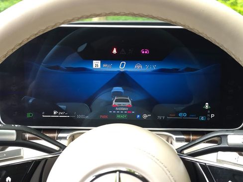 Used 2021 Mercedes-Benz S 580 4MATIC Sedan w/ AMG Line image 34