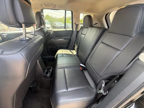 Used 2016 Jeep Compass High Altitude AWD/4WD image 17