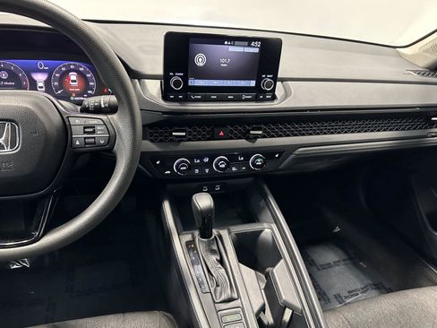 Certified 2023 Honda Accord EX image 19