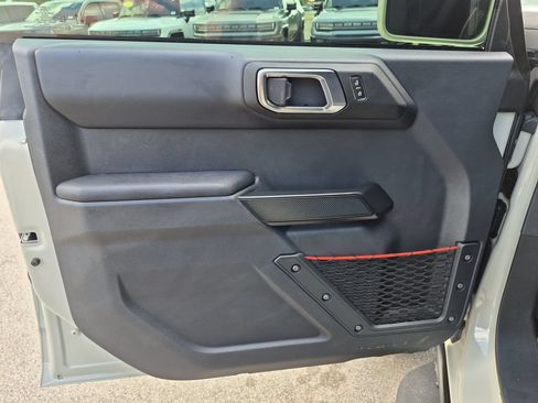 Used 2025 Ford Bronco Raptor w/ Interior Carbon Fiber Pack AWD/4WD image 20