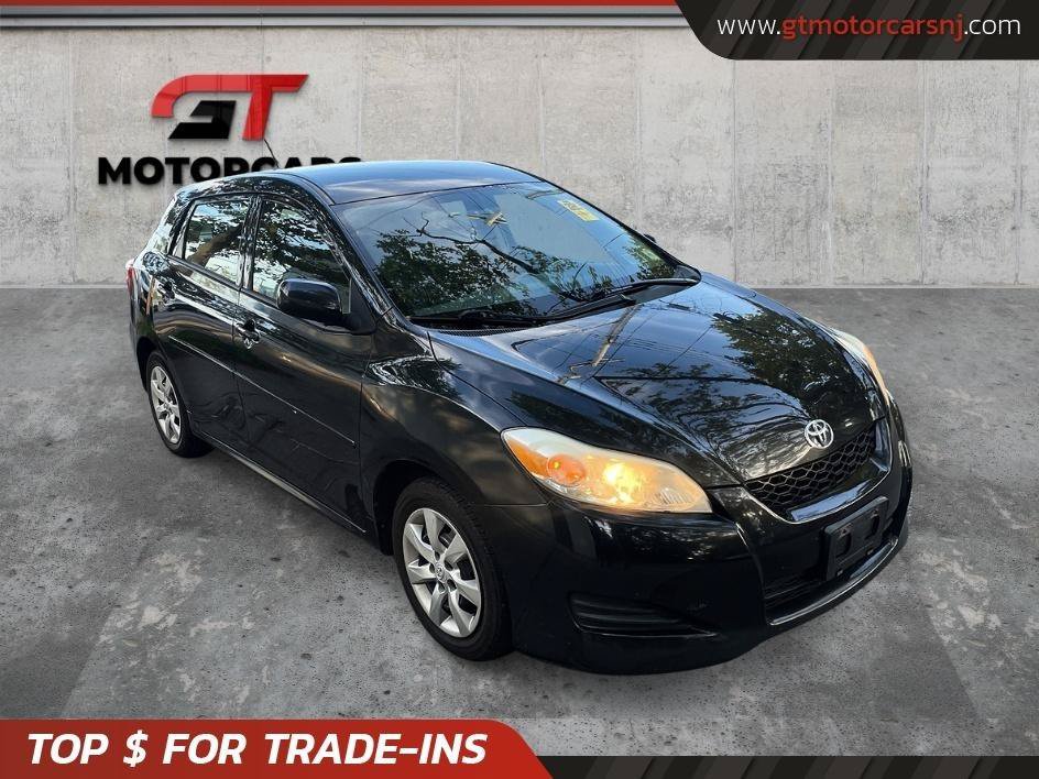 Used 2012 Toyota Matrix L FWD image 2