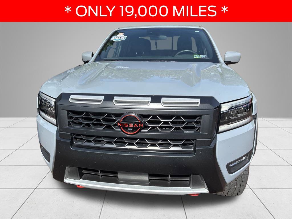 Used 2025 Nissan Frontier PRO-4X w/ Pro Convenience Package AWD/4WD image 2