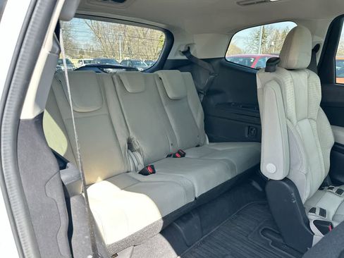 Certified 2023 Subaru Ascent Premium w/ Convenience Package image 26