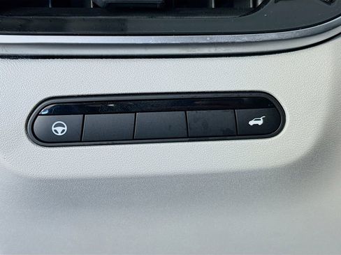Certified 2026 INFINITI QX60 Luxe w/ Cargo Package FWD image 10