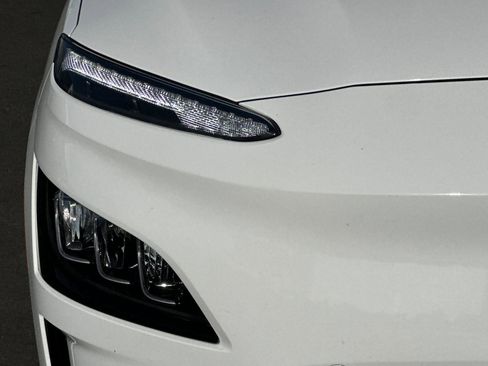 Used 2023 Hyundai Kona Limited w/ Cargo Package image 41