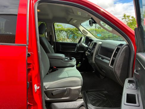 Used 2018 RAM 1500 Express AWD/4WD image 13