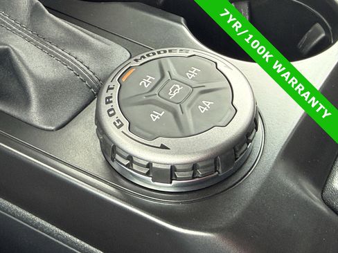 Certified 2025 Ford Bronco Outer Banks w/ Sasquatch Package image 30