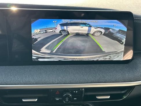 Used 2026 Nissan Kicks SV image 18