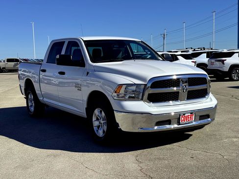 Used 2023 RAM 1500 Classic SLT w/ Trailer & Traction Group image 4