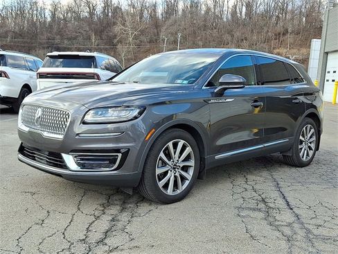 Used 2019 Lincoln Nautilus Select image 3