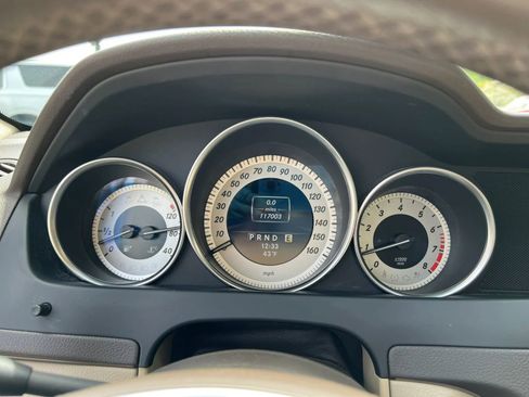 Used 2012 Mercedes-Benz C 250 Sedan image 14