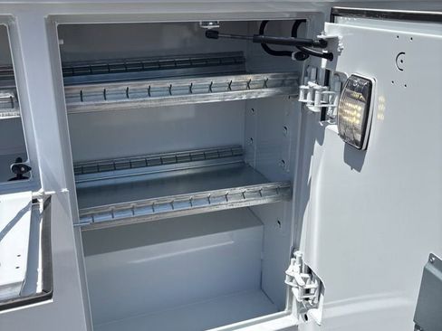 New 2025 Chevrolet Express 3500 w/ Power Convenience Package image 18