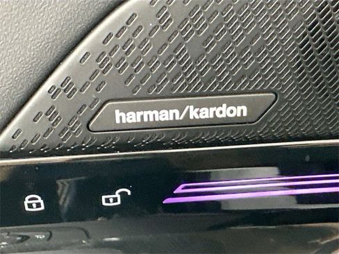 Used 2025 BMW 530i xDrive 530i xDrive image 19