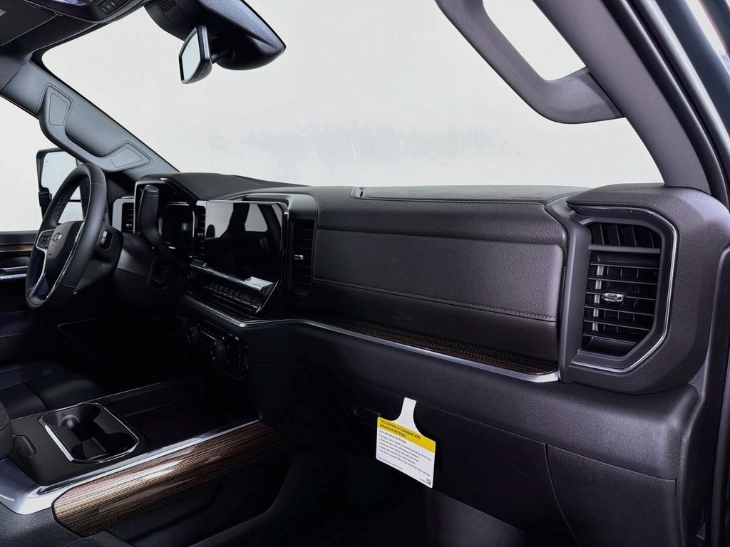 New 2026 Chevrolet Silverado 3500 LT AWD/4WD image 24