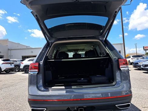 New 2026 Volkswagen Atlas SE FWD image 25