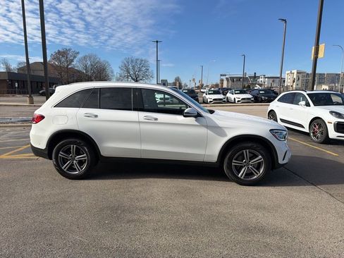 Used 2021 Mercedes-Benz GLC 300 4MATIC image 5