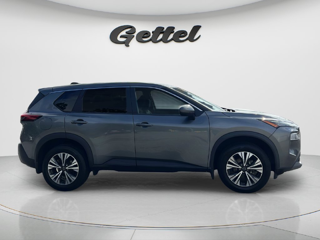 Used 2023 Nissan Rogue SV FWD image 4
