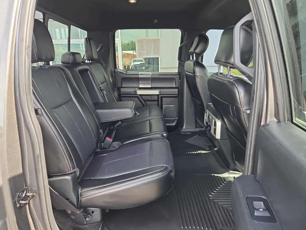 Used 2018 Ford F150 Lariat w/ Equipment Group 502A Luxury AWD/4WD image 33