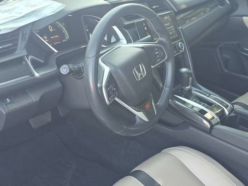 Used 2016 Honda Civic EX-L image 9