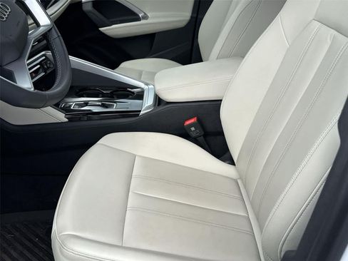 Used 2025 Audi Q5 Premium Plus AWD/4WD image 13