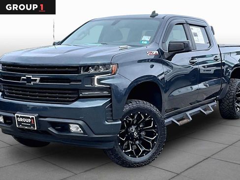 Used 2021 Chevrolet Silverado 1500 RST w/ Convenience Package II AWD/4WD image 1