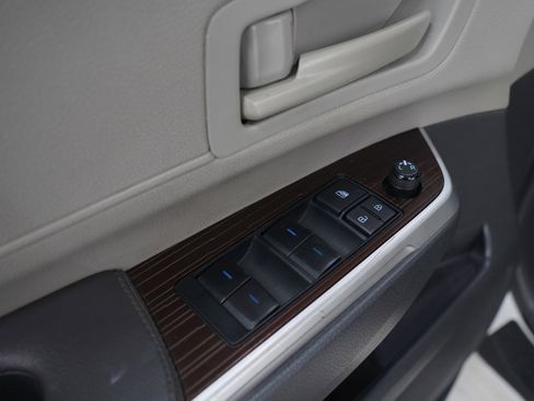 Used 2022 Toyota Sienna LE image 20