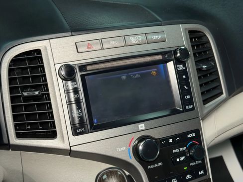 Used 2014 Toyota Venza XLE image 46