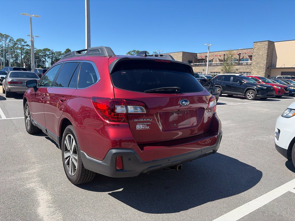 Used 2019 Subaru Outback 2.5i Limited AWD/4WD image 3