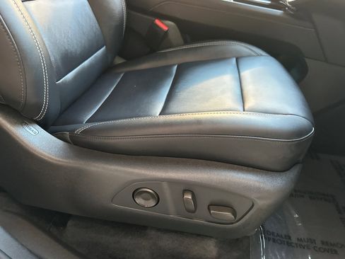 Certified 2024 GMC Acadia Elevation image 25