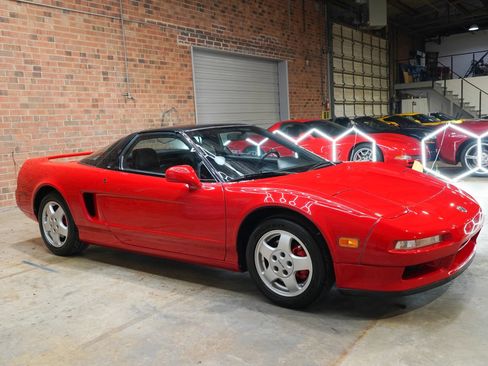 Used 1993 Acura NSX RWD image 2