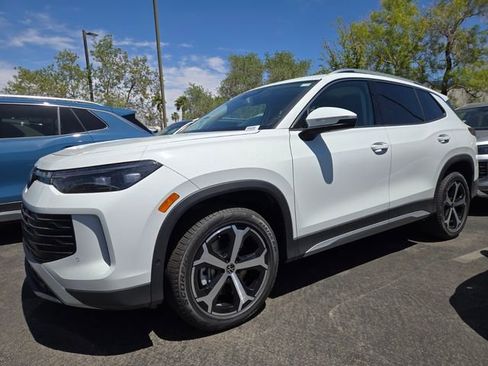 New 2026 Volkswagen Tiguan SE AWD/4WD image 2