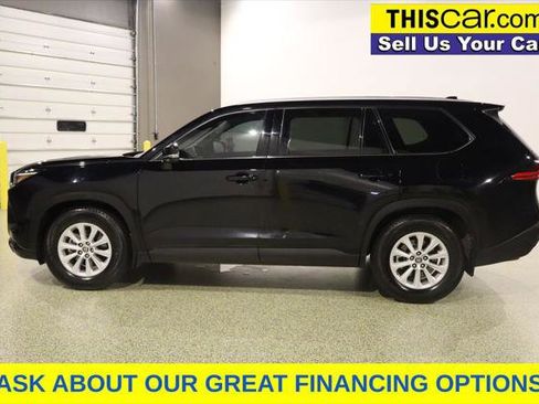 Used 2024 Toyota Grand Highlander XLE AWD/4WD image 4
