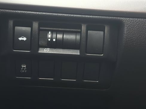 Used 2018 Subaru Legacy 2.5i image 21