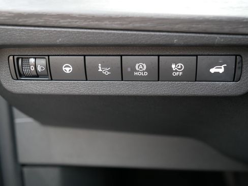 Certified 2023 Nissan Ariya AWD image 26