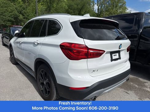 Used 2018 BMW X1 xDrive28i AWD/4WD image 9