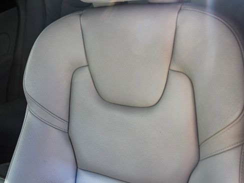 Used 2023 Volvo XC60 B5 Plus w/ Protection Package Premier image 28