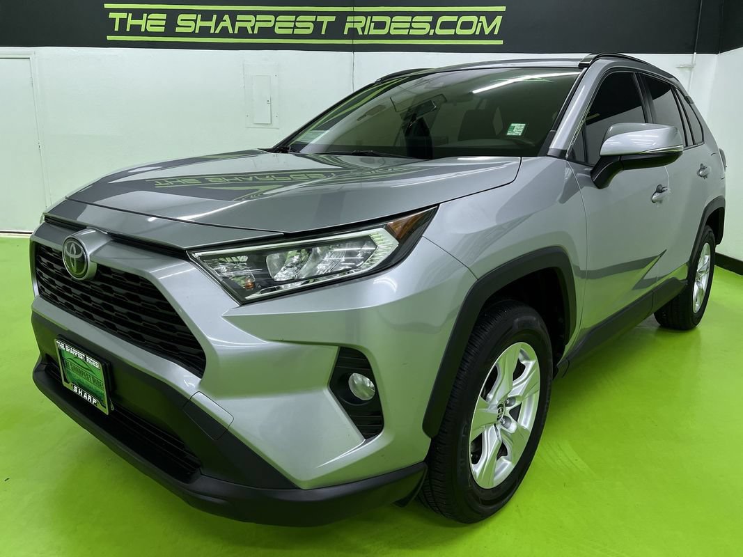 Used 2019 Toyota RAV4 XLE AWD/4WD image 5