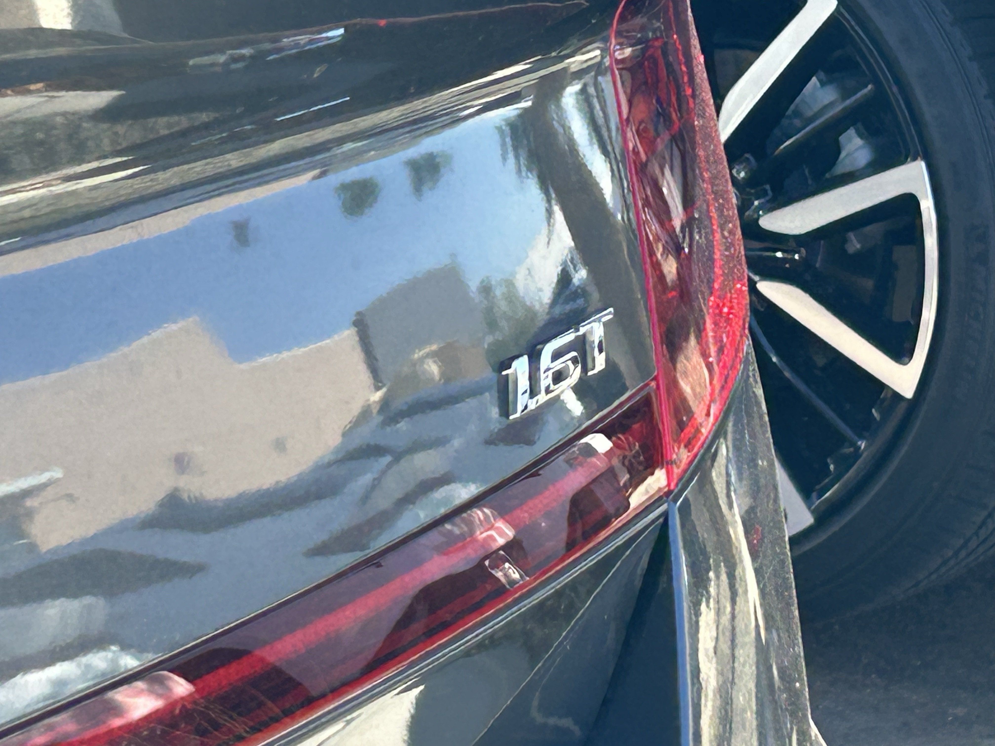 Certified 2023 Hyundai Sonata SEL Plus w/ Cargo Package FWD image 6