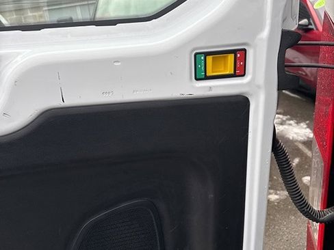 Used 2024 Ford Transit 250 Low Roof w/ Exterior Upgrade Package image 25