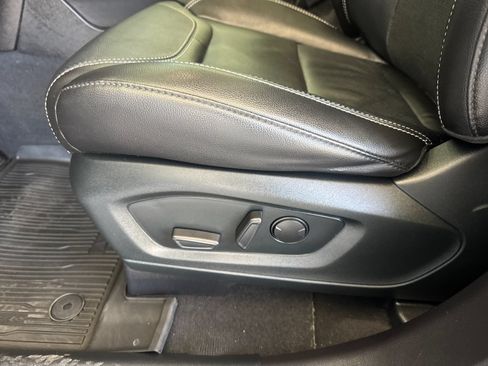 Used 2022 Ford Explorer ST w/ Equipment Group 401A AWD/4WD image 12
