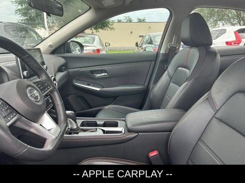 Used 2022 Nissan Sentra SR w/ SR Premium Package FWD image 6