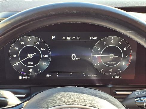 Used 2022 Kia Carnival SX Prestige image 37