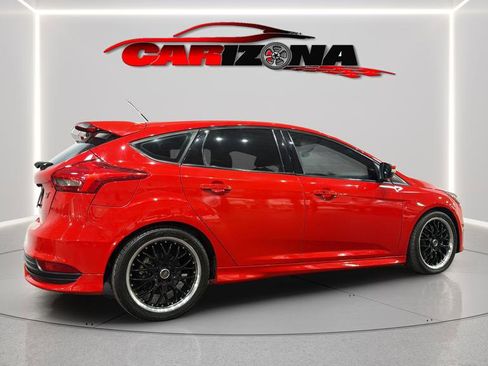 Used 2016 Ford Focus ST image 9